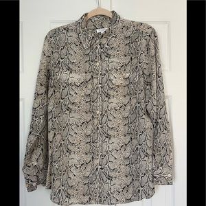 Silk shirt snake print